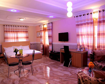 Dilida Guest Suites-Room