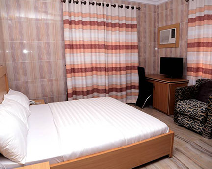 Dilida Guest Suites-Room-9