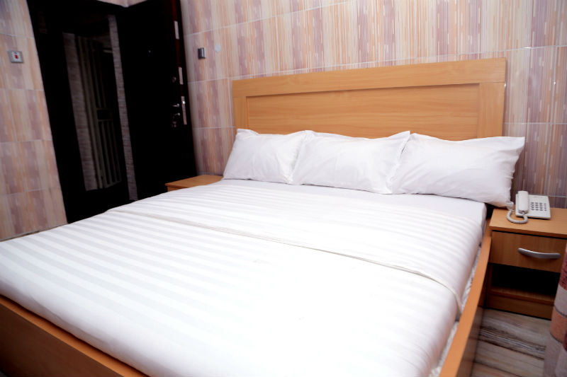 Dilida Guest Suites-Standard Deluxe Room-7